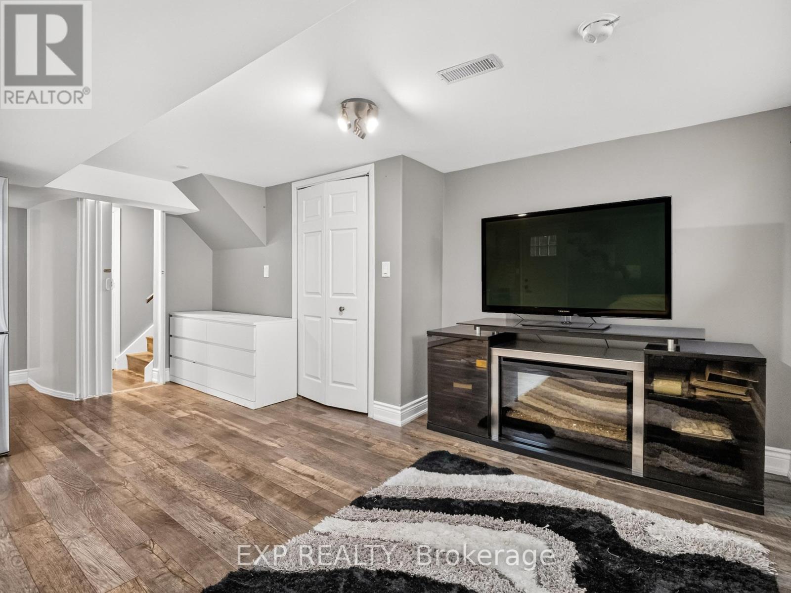 6450 Caledonia (Lower) Street, Niagara Falls, Ontario  L2G 5A3 - Photo 4 - X13657278