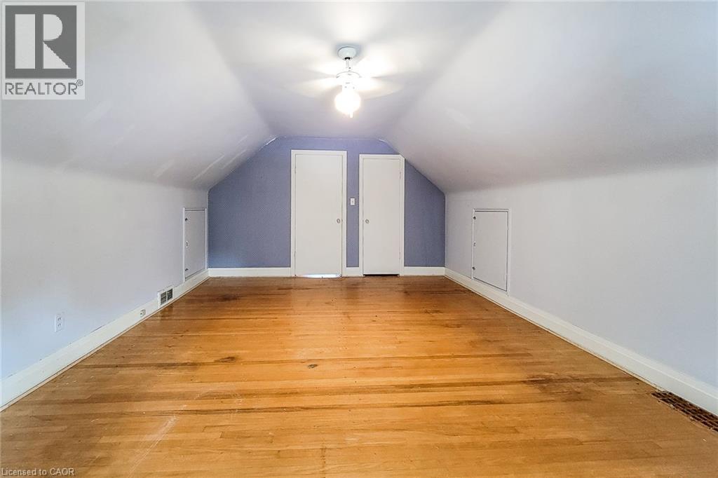 30 Sanders Boulevard, Hamilton, Ontario  L8S 3J3 - Photo 25 - 40854243