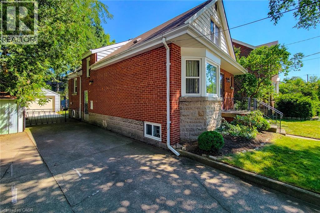 30 Sanders Boulevard, Hamilton, Ontario  L8S 3J3 - Photo 8 - 40854243