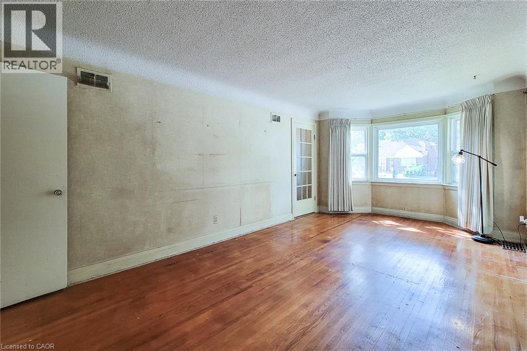 30 Sanders Boulevard, Hamilton, Ontario  L8S 3J3 - Photo 12 - 40854243