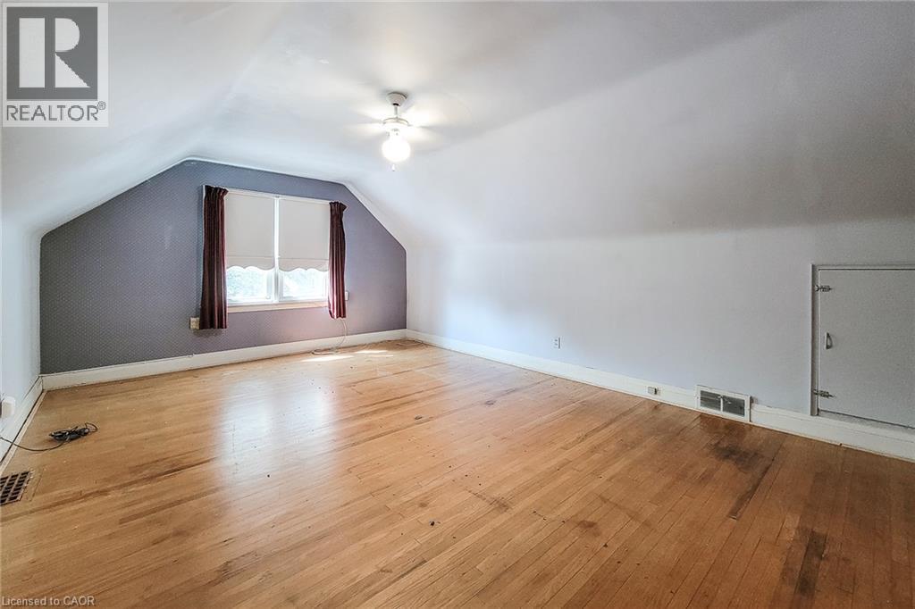 30 Sanders Boulevard, Hamilton, Ontario  L8S 3J3 - Photo 23 - 40854243