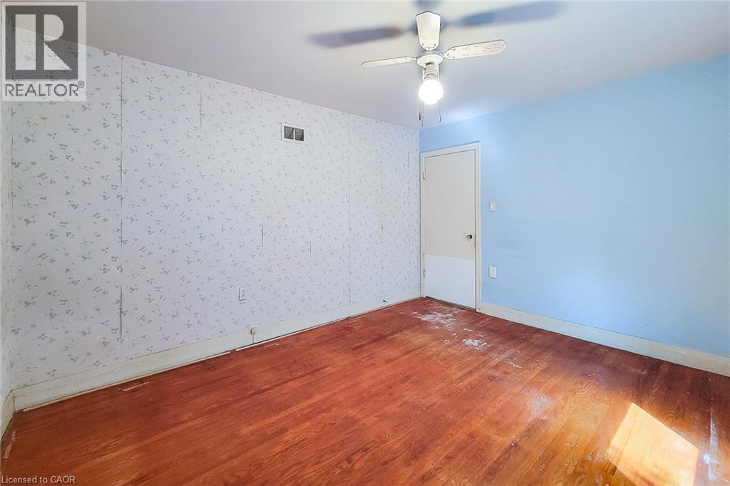 30 Sanders Boulevard, Hamilton, Ontario  L8S 3J3 - Photo 15 - 40854243