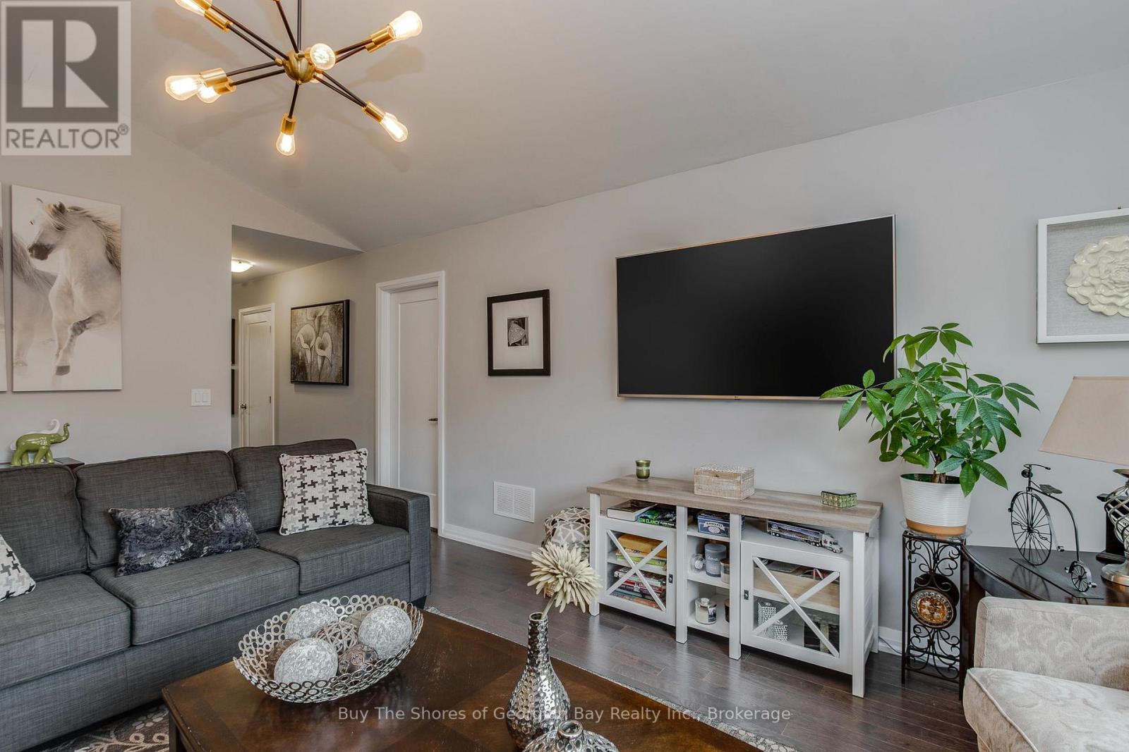 33 Beausoleil Drive, Penetanguishene, Ontario  L9M 0V8 - Photo 14 - S13657272