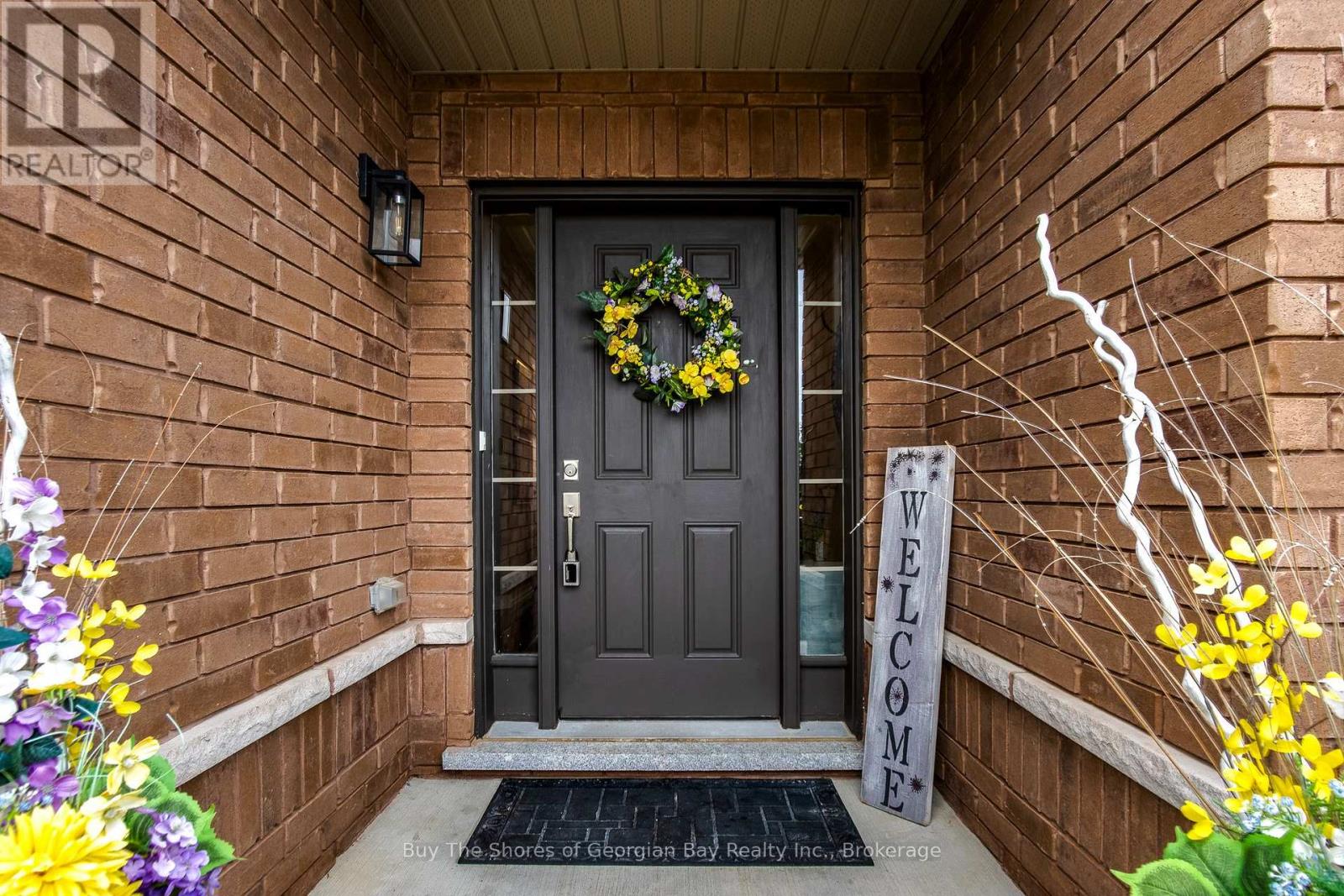 33 Beausoleil Drive, Penetanguishene, Ontario  L9M 0V8 - Photo 4 - S13657272
