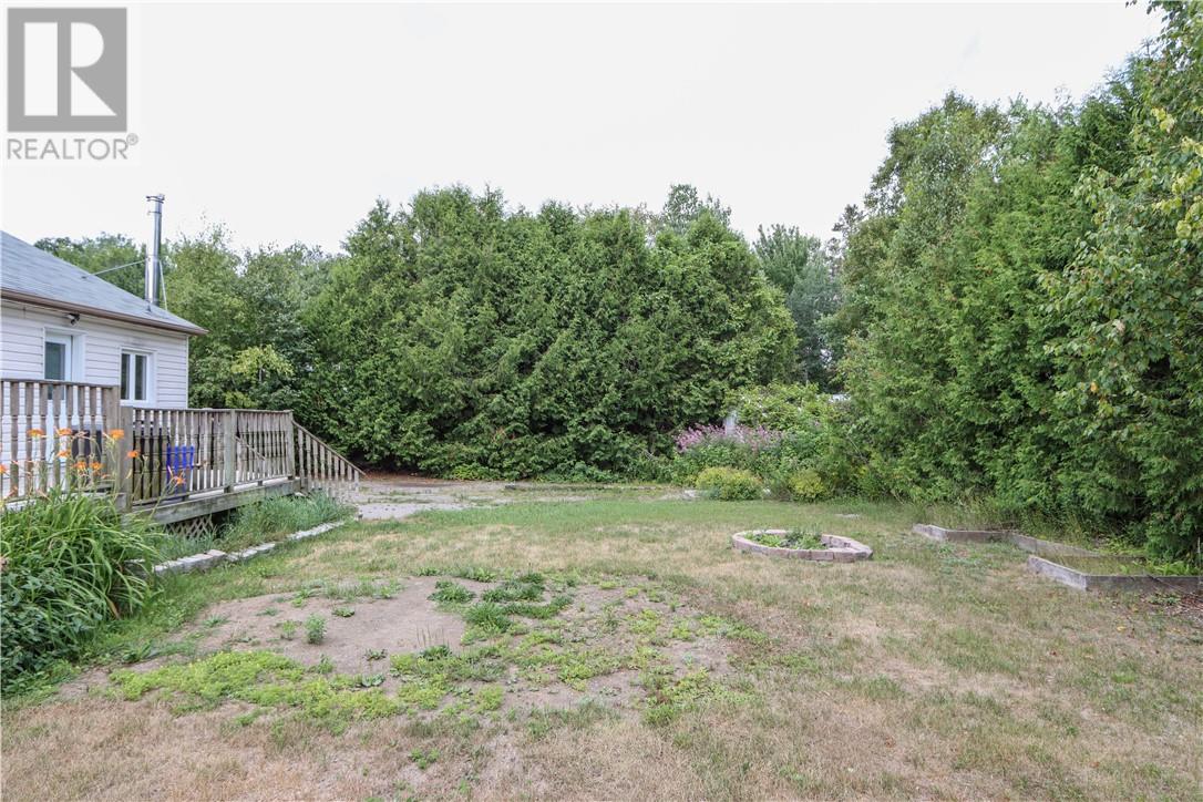 38 Gill Avenue, Onaping, Ontario  P0M 2R0 - Photo 3 - 2129709