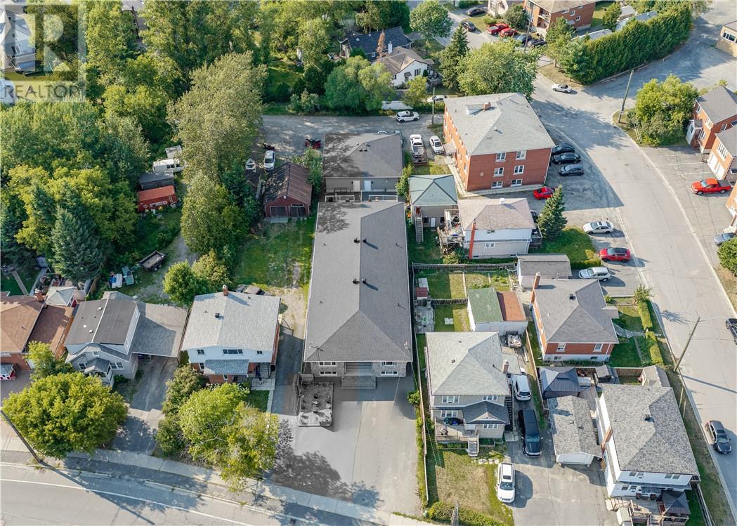 568 Howey Drive, Sudbury, Ontario  P3B 1G6 - Photo 2 - 2129634