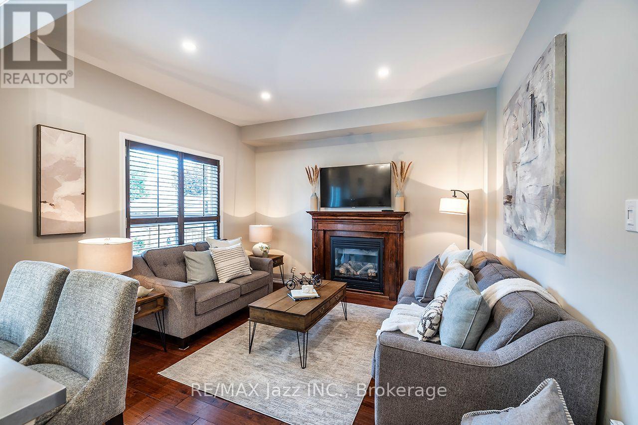458 Longworth Avenue, Clarington, Ontario  L1C 0E1 - Photo 9 - E13657206