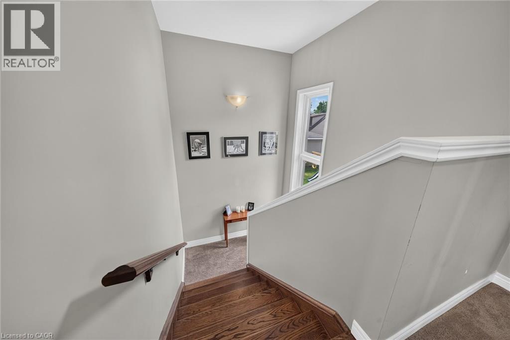 17 Grantham Avenue S, St. Catharines, Ontario  L2P 3B3 - Photo 22 - 40854043