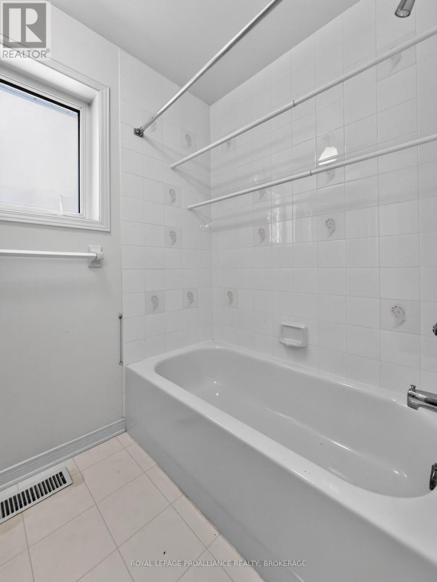 5267 Holmes Road, Frontenac, Ontario  K0H 1X0 - Photo 17 - X13657196