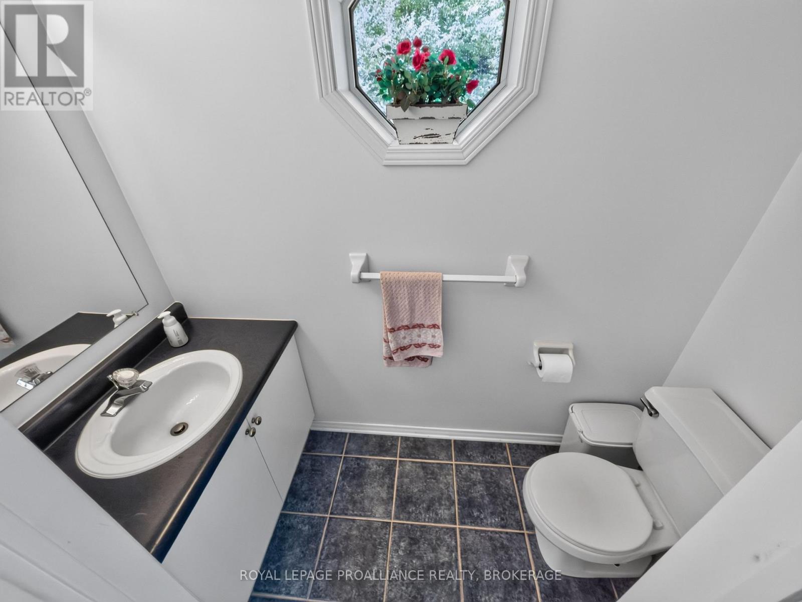 5267 Holmes Road, Frontenac, Ontario K0H 1X0 - Photo 4 - X13657196