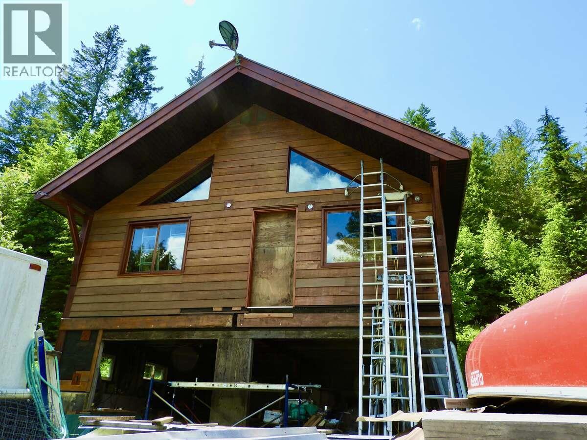6119 Slocan River Road, Appledale, British Columbia  V0G 2J0 - Photo 24 - 10352161