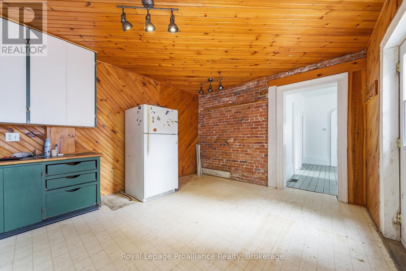 43 Grove Street, Belleville, Ontario  K8P 1W1 - Photo 15 - X13657322