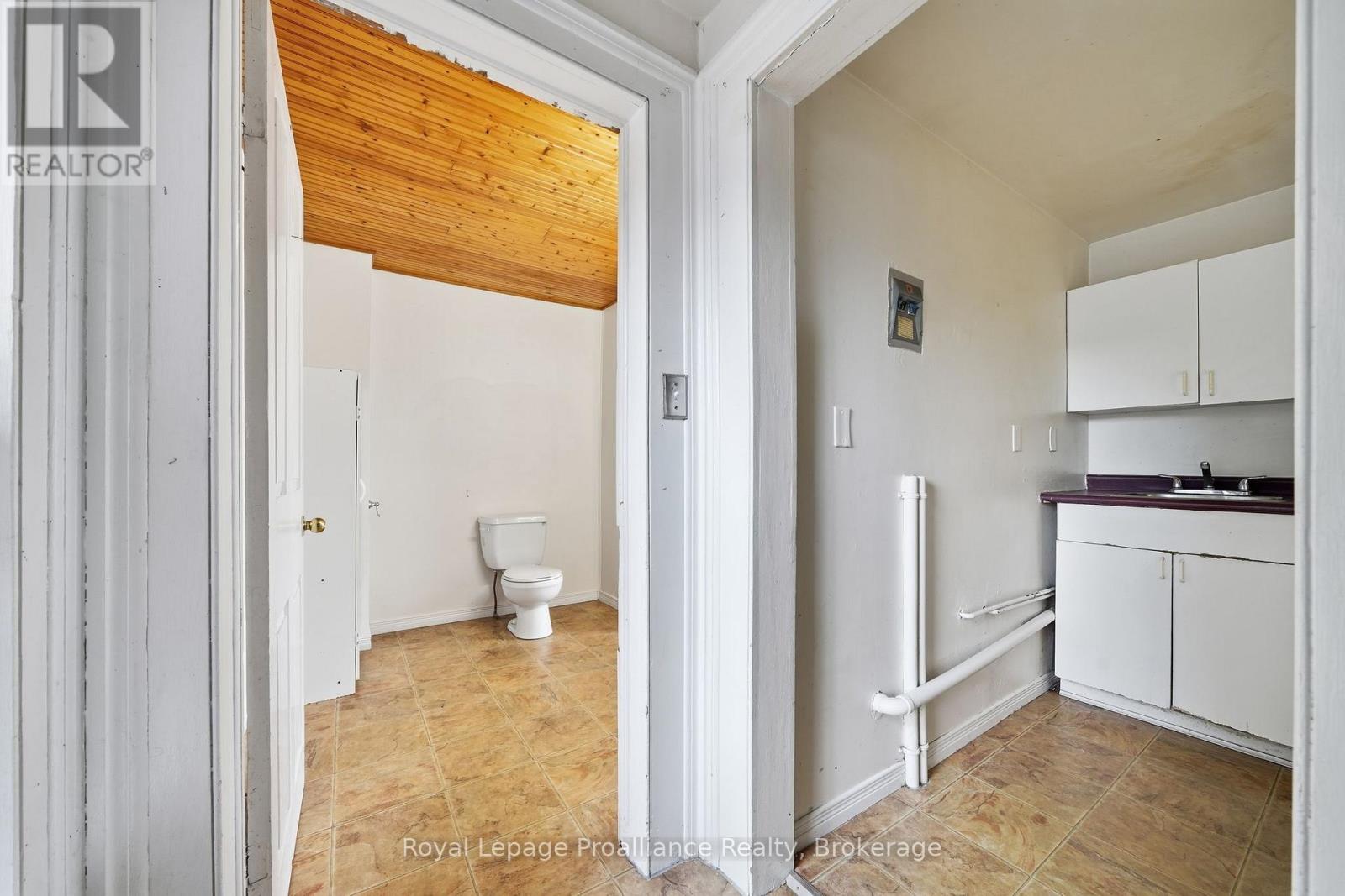43 Grove Street, Belleville, Ontario  K8P 1W1 - Photo 25 - X13657322