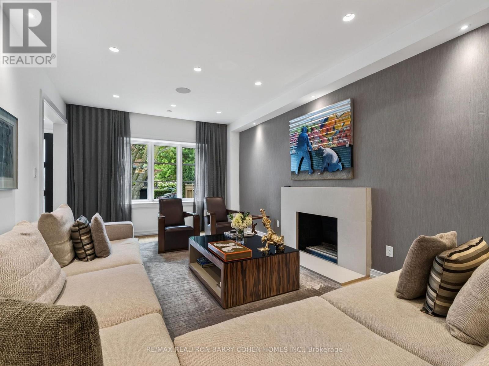 7 Glen Rush Boulevard, Toronto, Ontario  M5N 2T2 - Photo 4 - C13657040