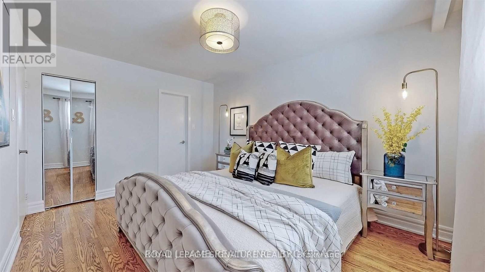 Upper - 17 Baroness Crescent, Toronto, Ontario M2J 3K4 - Photo 18 - C13657062