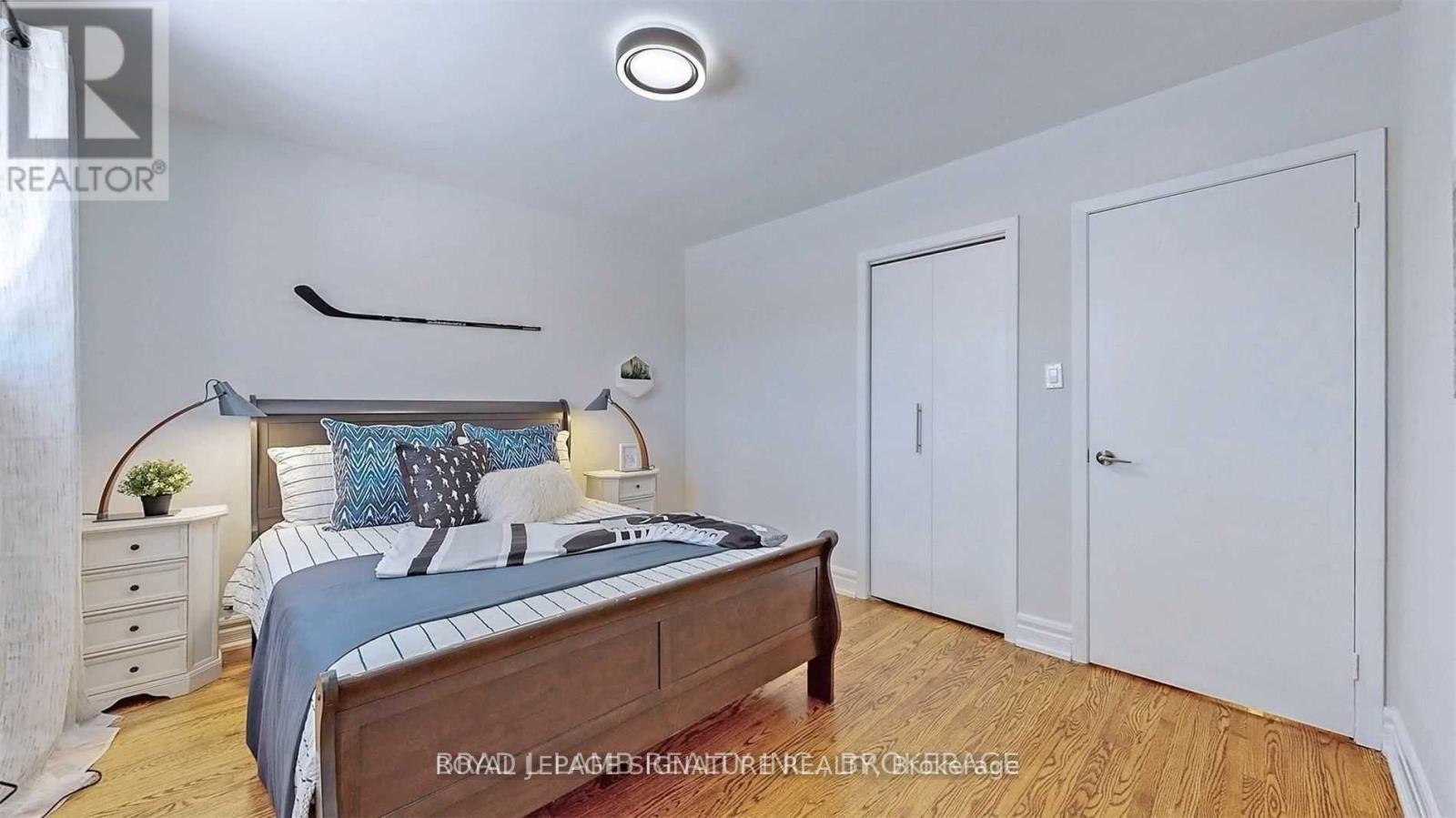 Upper - 17 Baroness Crescent, Toronto, Ontario M2J 3K4 - Photo 25 - C13657062