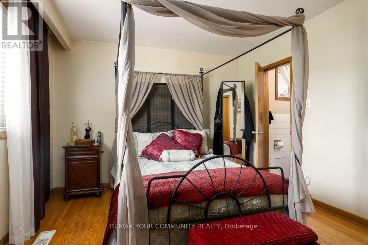 267 Horsham Avenue, Toronto, Ontario  M2R 1G5 - Photo 15 - C13657074