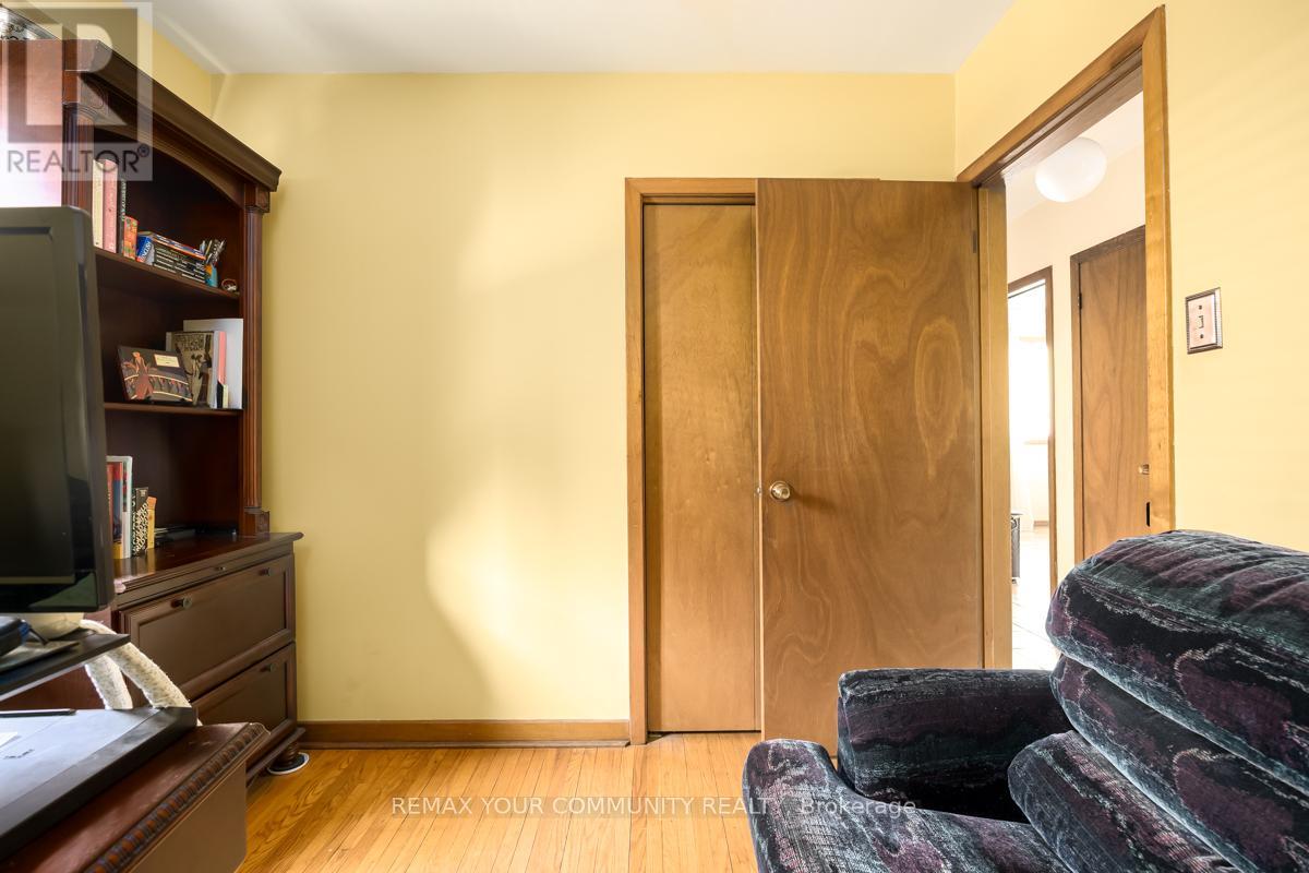 267 Horsham Avenue, Toronto, Ontario  M2R 1G5 - Photo 18 - C13657074
