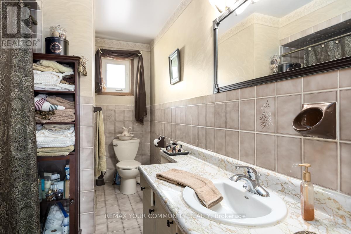 267 Horsham Avenue, Toronto, Ontario  M2R 1G5 - Photo 21 - C13657074