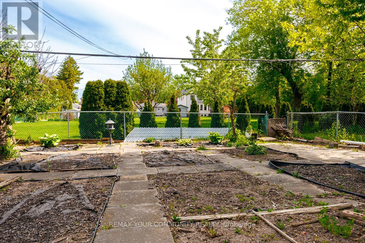 267 Horsham Avenue, Toronto, Ontario  M2R 1G5 - Photo 31 - C13657074