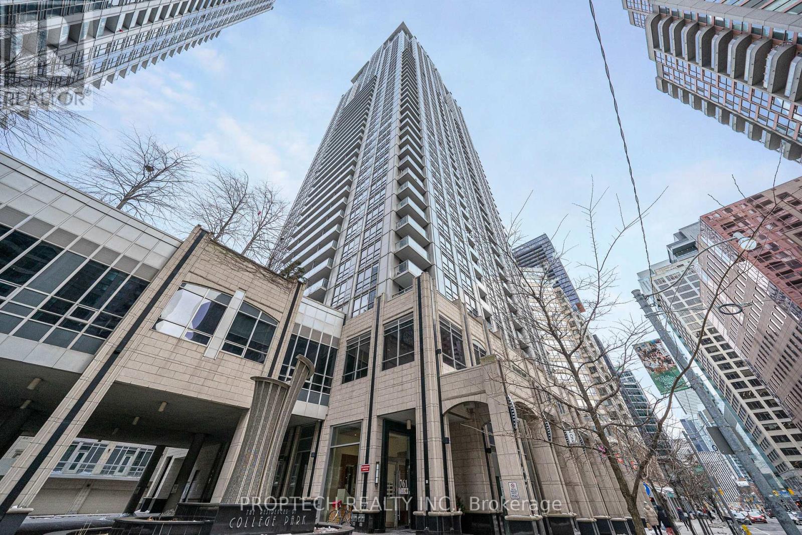 411 - 761 Bay Street, Toronto, Ontario  M5G 2R2 - Photo 1 - C13657088