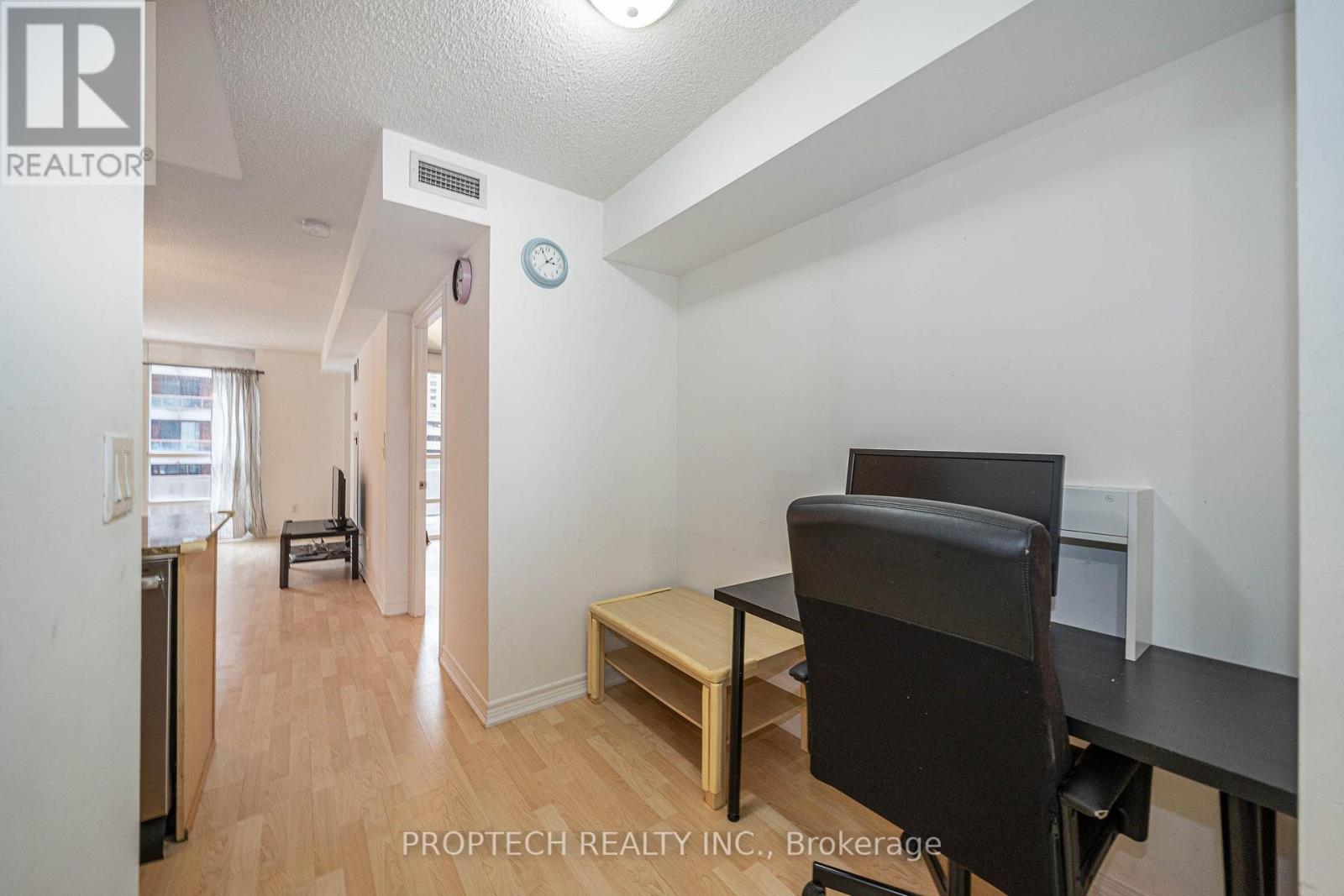 411 - 761 Bay Street, Toronto, Ontario  M5G 2R2 - Photo 6 - C13657088