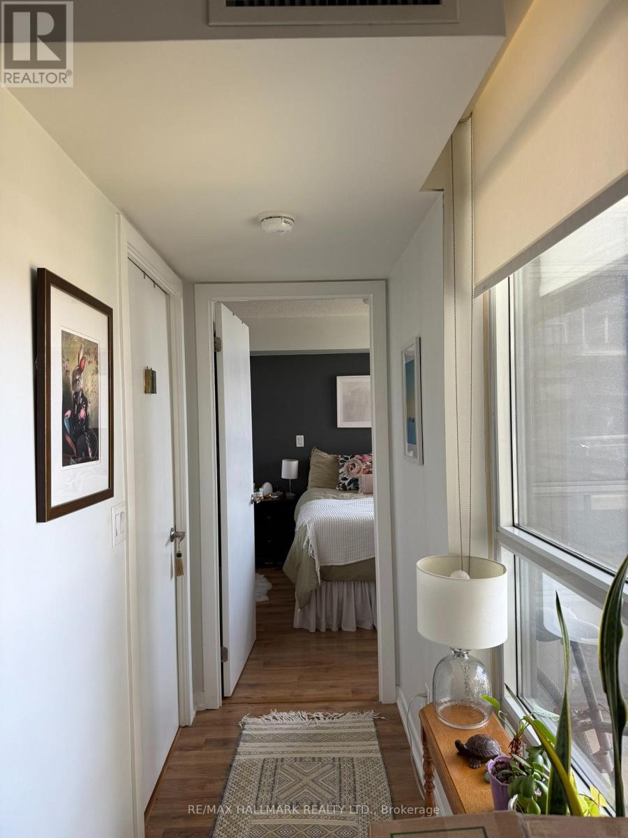 709 - 38 Joe Shuster Way W, Toronto, Ontario  M6K 0A5 - Photo 10 - C13657106