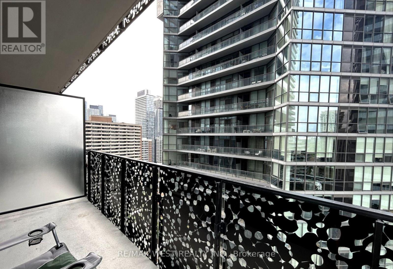 2010 - 55 Charles Street E, Toronto, Ontario M4Y 0J1 - Photo 18 - C13657170