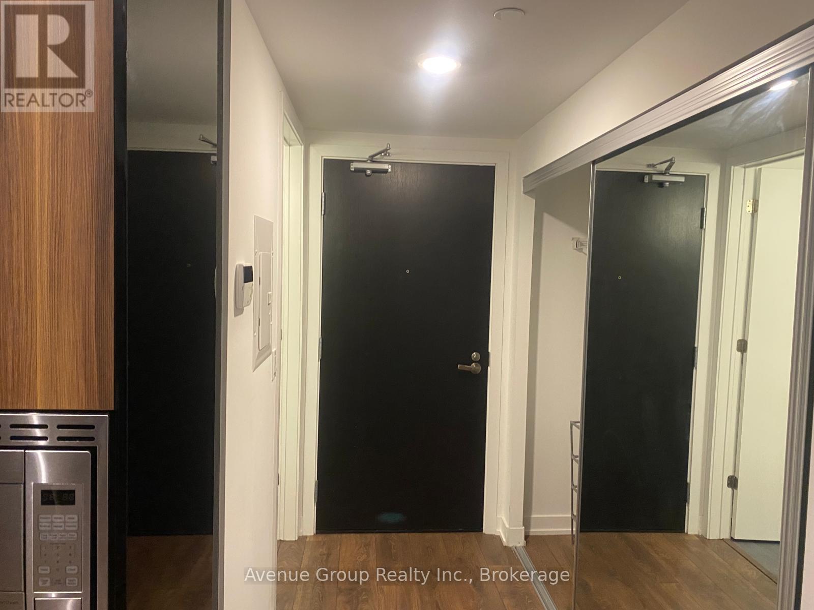 2304 - 501 Yonge St Street, Toronto, Ontario M4Y 0G8 - Photo 8 - C13657176