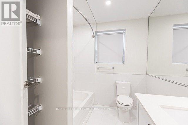 1 - 82 Maitland Street, Toronto, Ontario M4Y 1E4 - Photo 12 - C13657270