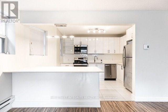 1 - 82 Maitland Street, Toronto, Ontario M4Y 1E4 - Photo 2 - C13657270
