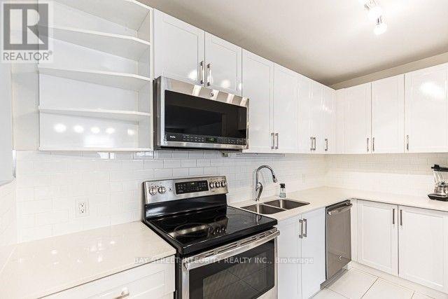1 - 82 Maitland Street, Toronto, Ontario M4Y 1E4 - Photo 4 - C13657270