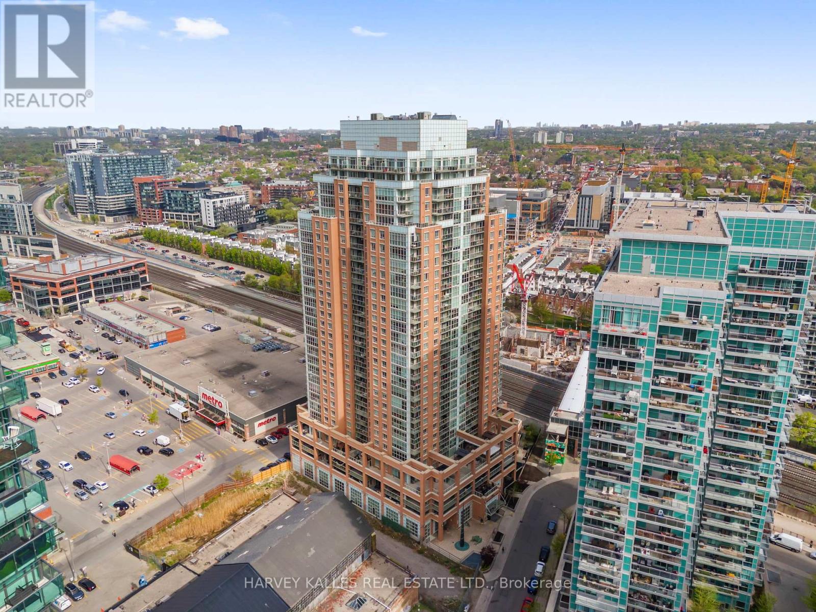 1316 - 125 Western Battery Road, Toronto, Ontario  M6K 3R8 - Photo 32 - C13657276