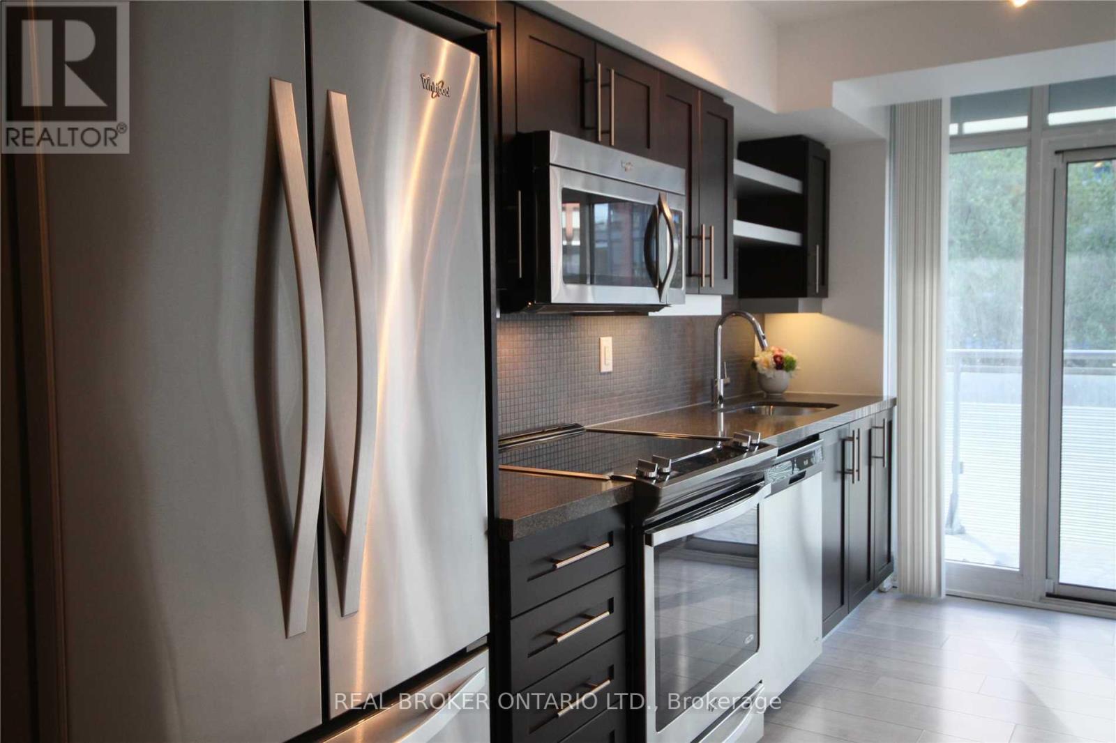 325 - 525 Adelaide Street W, Toronto, Ontario M5V 0N7 - Photo 10 - C13657320