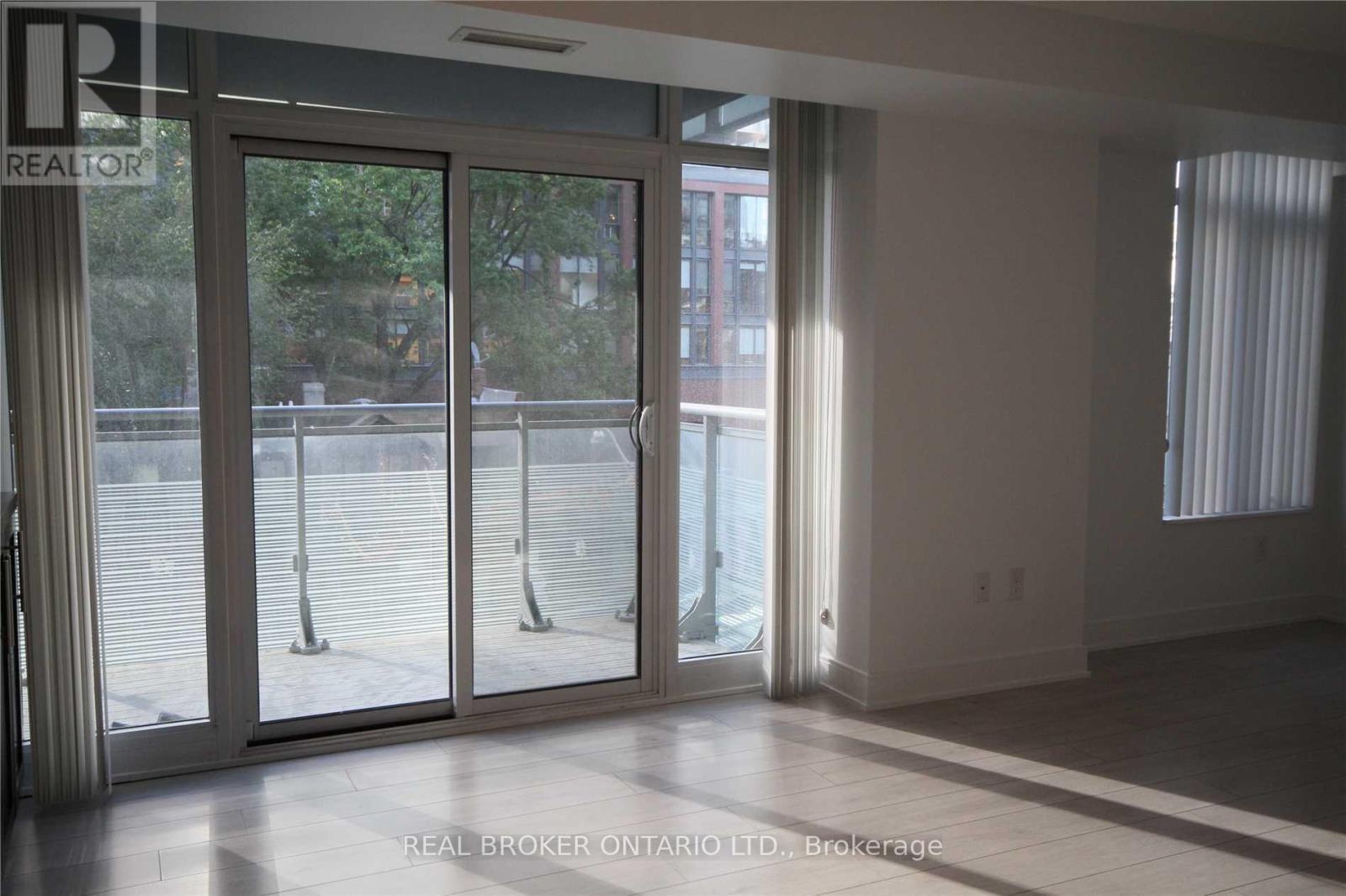 325 - 525 Adelaide Street W, Toronto, Ontario M5V 0N7 - Photo 7 - C13657320