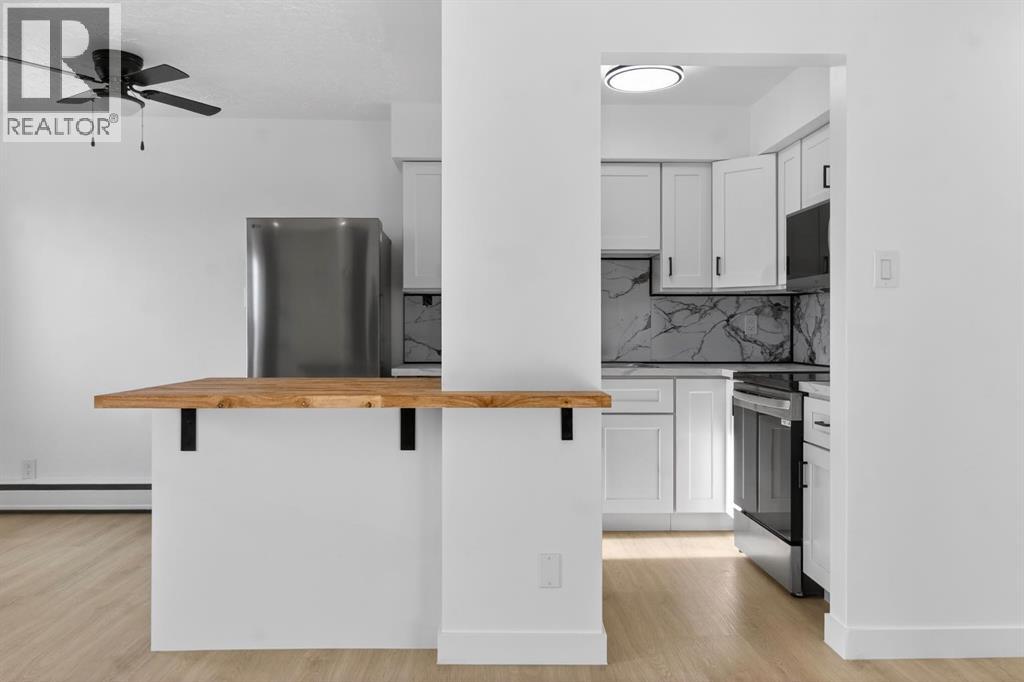 6, 2020 16 Avenue NW, Calgary, Alberta  T2m 0m1 - Photo 11 - A2329375