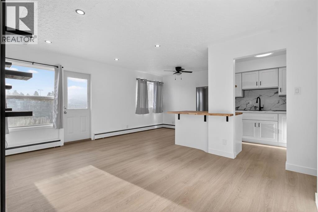 6, 2020 16 Avenue NW, Calgary, Alberta  T2m 0m1 - Photo 8 - A2329375
