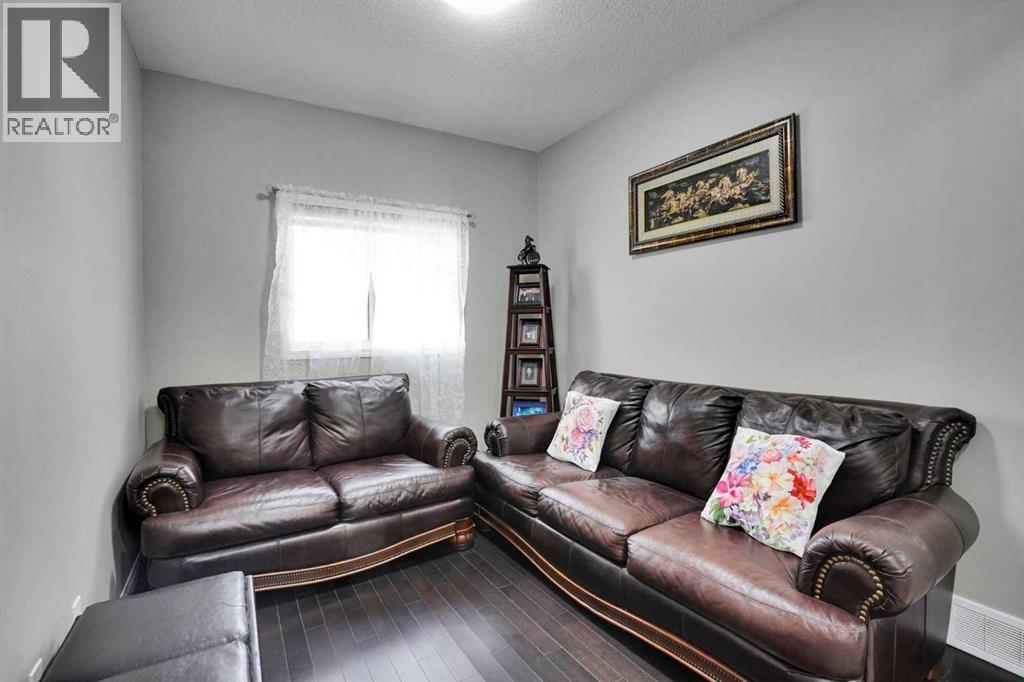 1239 Brightoncrest Green SE, Calgary, Alberta  T2Z 1G7 - Photo 8 - A2329399