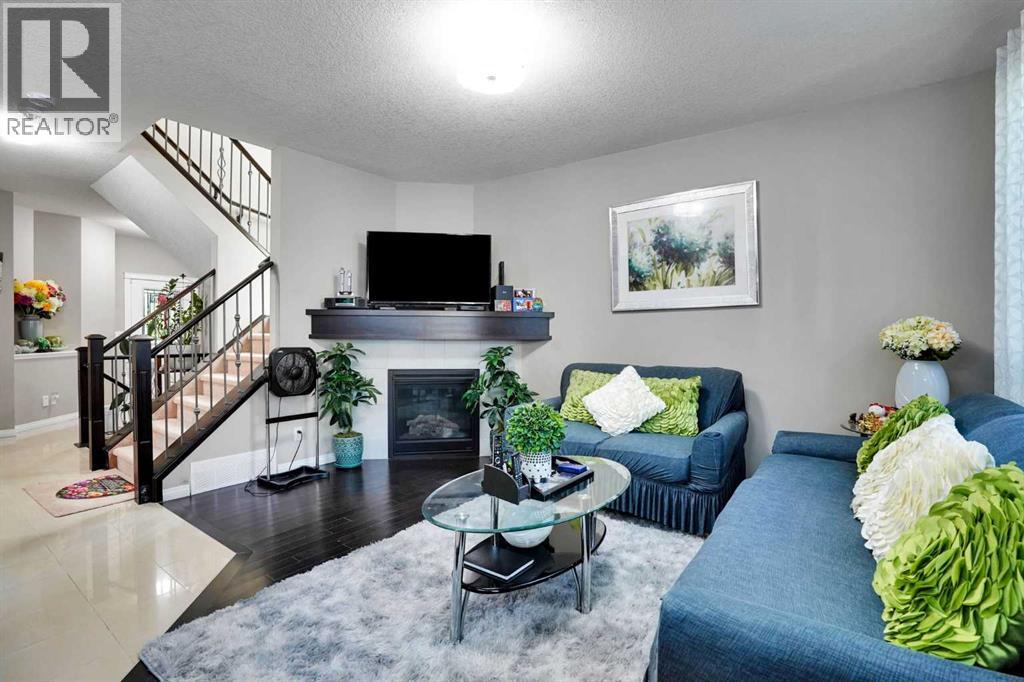 1239 Brightoncrest Green SE, Calgary, Alberta  T2Z 1G7 - Photo 11 - A2329399