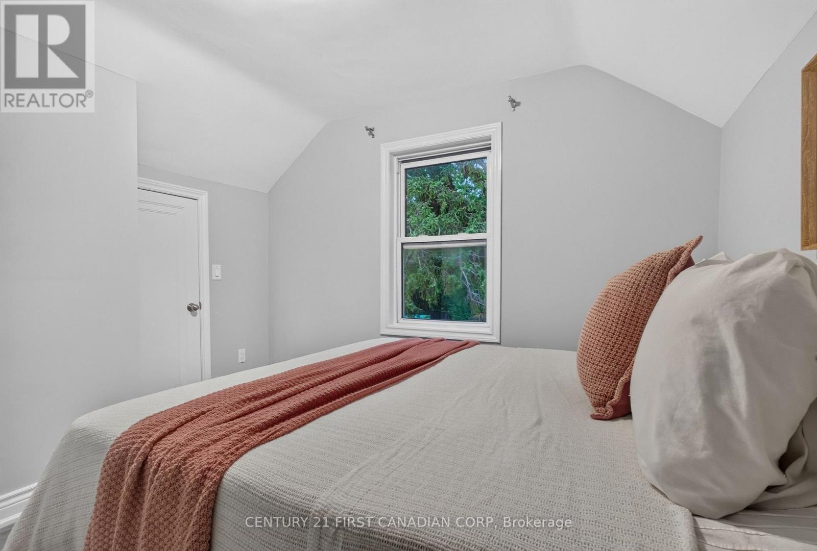 384 Wharncliffe Road S, London South, Ontario  N6J 2M1 - Photo 17 - X13657188