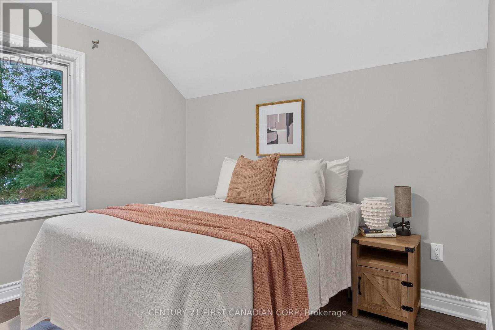 384 Wharncliffe Road S, London South, Ontario  N6J 2M1 - Photo 18 - X13657188