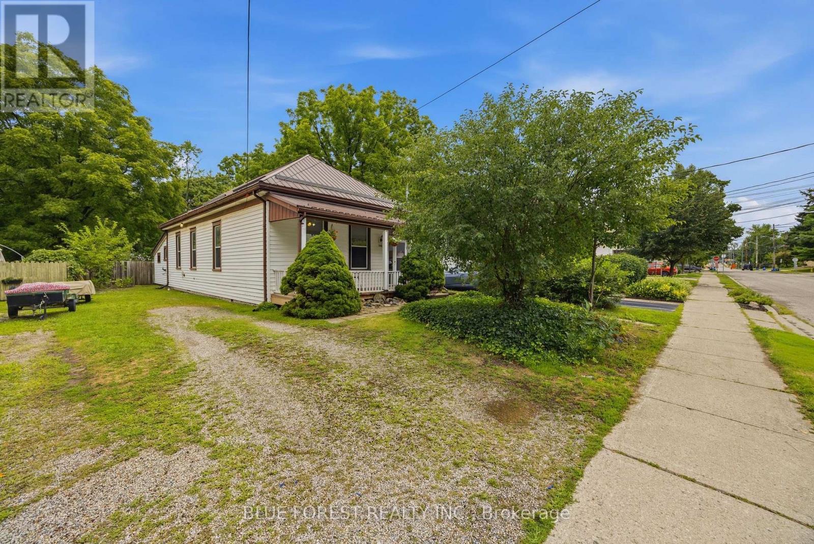 548 ELIZABETH STREET, London East, Ontario