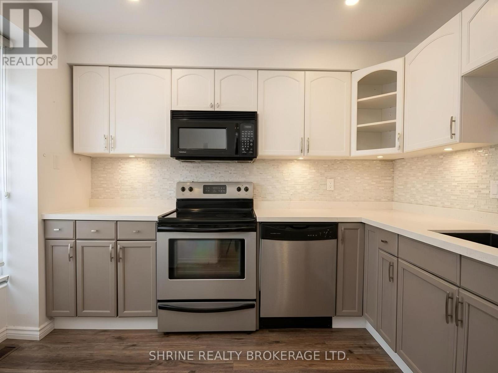33 - 626 Wharncliffe Road S, London South, Ontario  N6J 2N4 - Photo 2 - X13657258