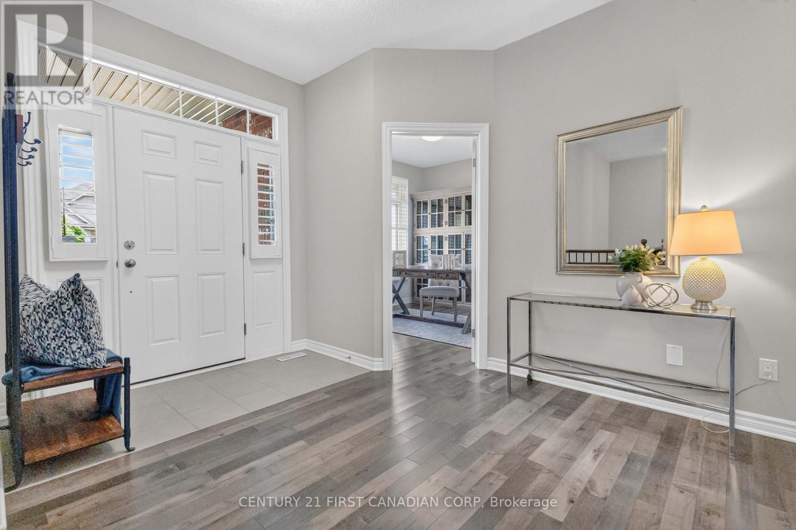 3183 Pincombe Drive, London South, Ontario  N6L 0B4 - Photo 5 - X13657318