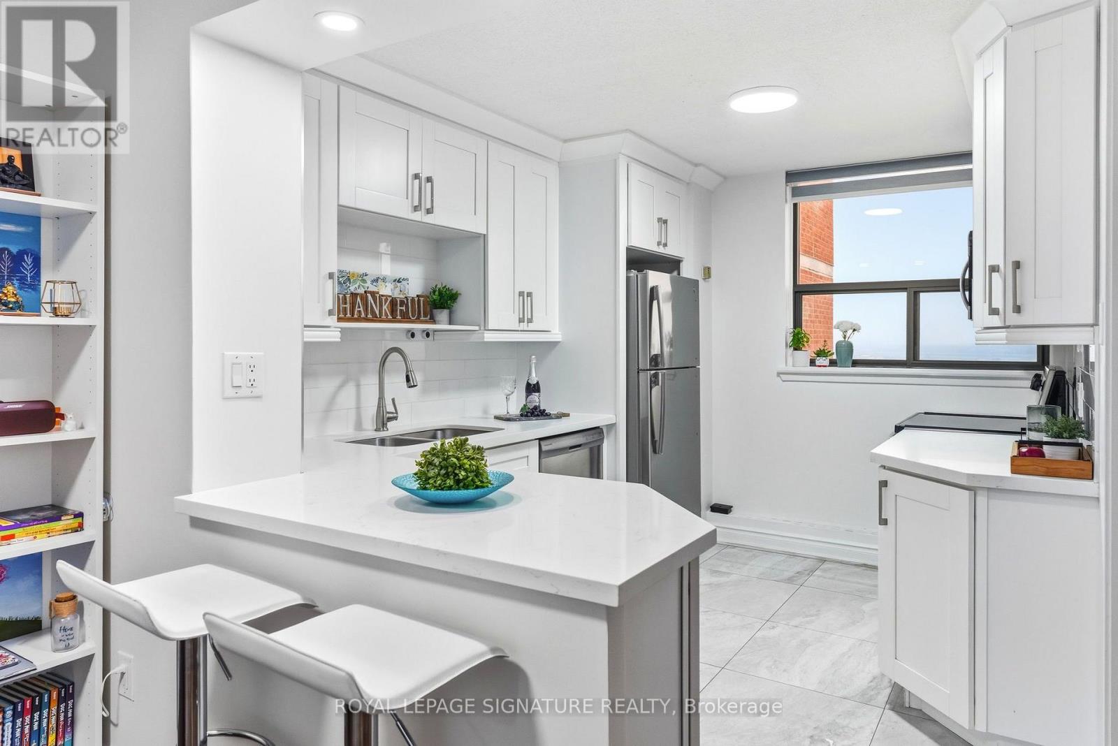 1807 - 100 Wingarden Court, Toronto, Ontario  M1B 2P4 - Photo 13 - E13657114