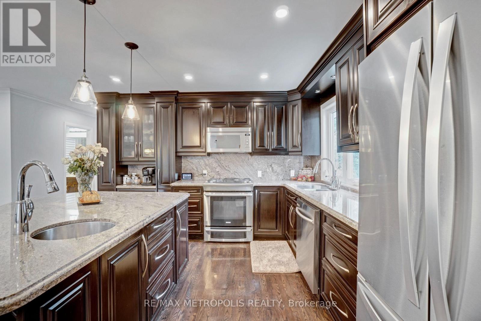 1872 Appleview Road, Pickering, Ontario  L1V 1T8 - Photo 13 - E13657294