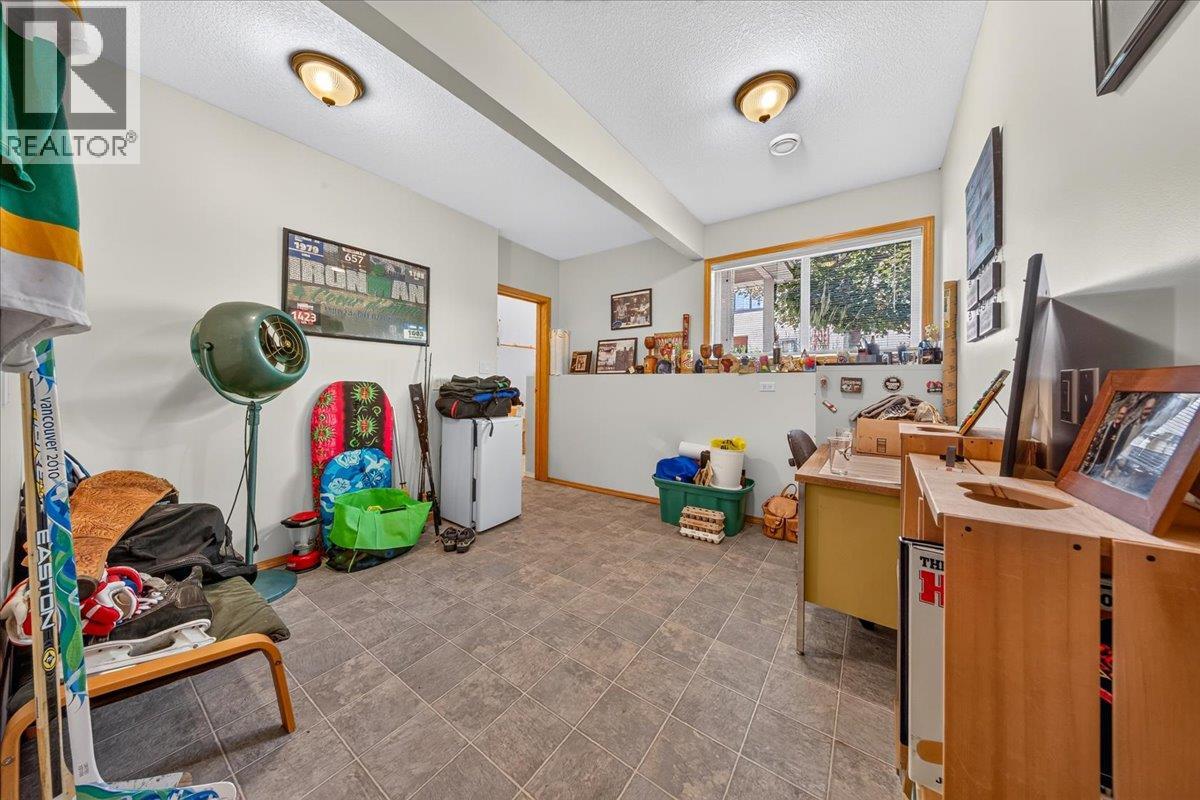 794 Westridge Drive, Invermere, British Columbia  V0A 1K4 - Photo 30 - 10397047