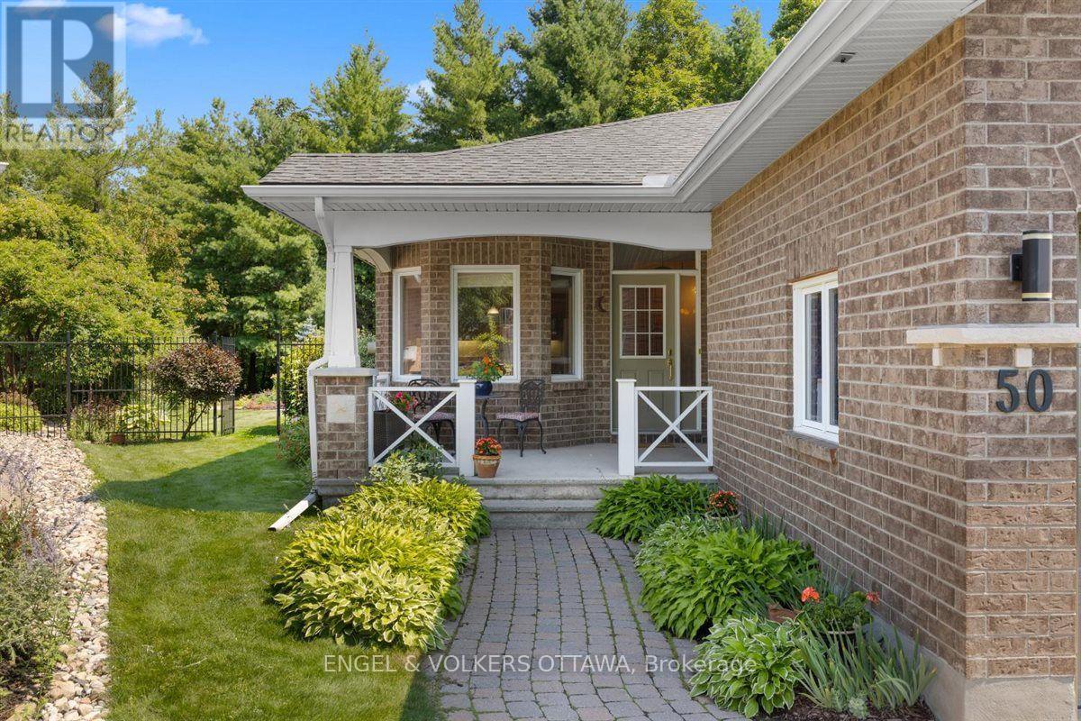50 NIGHTHAWK CRESCENT, Ottawa, Ontario