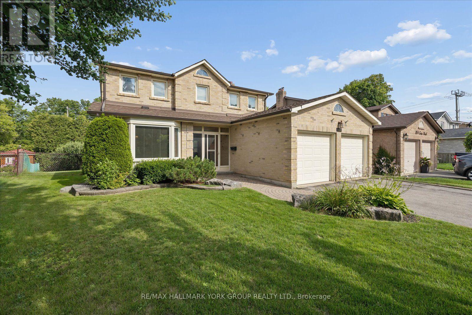 306 Erin Trail, Newmarket, Ontario  L3Y 6K1 - Photo 3 - N13657118