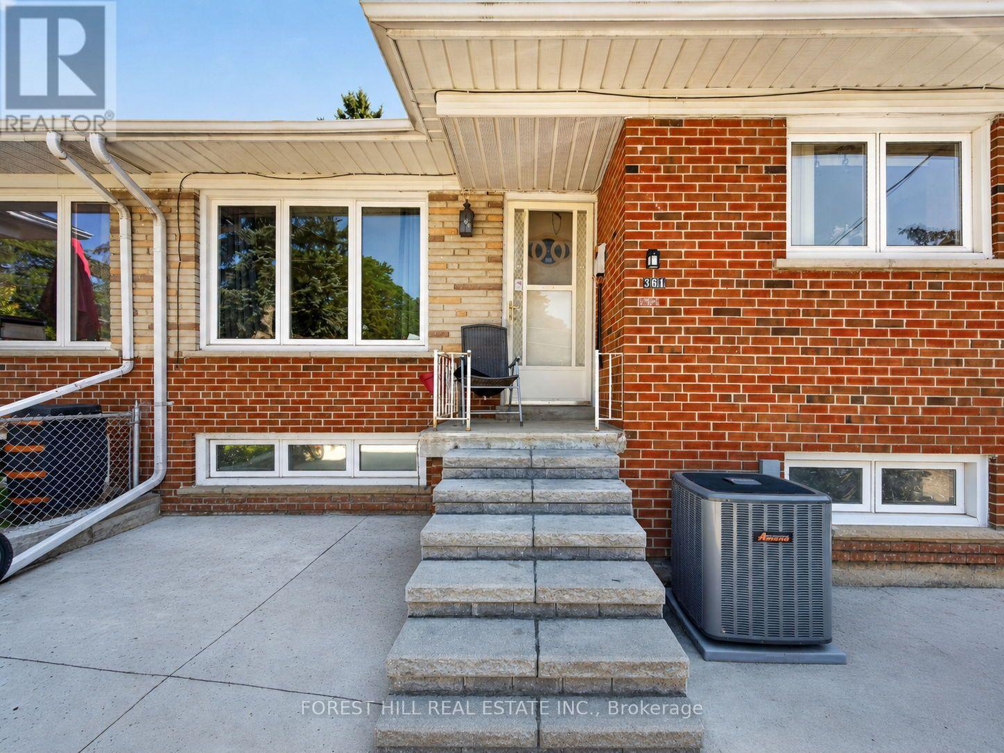 361 BLUE GRASS BOULEVARD, Richmond Hill, Ontario